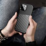 Silikonski ovitek Thunder Armor za iPhone 13 Mini - črn